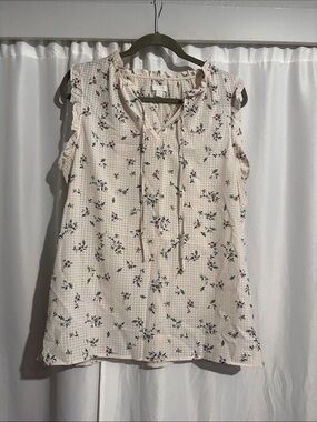14th & Union Cream Floral Sleeveless Tie-Front Blouse